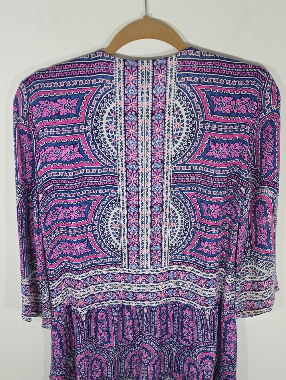 {BCBGMAXAZRIA} Dahlia Dress Fuchsia Combo - SIZE SMALL - Picture 6 of 15